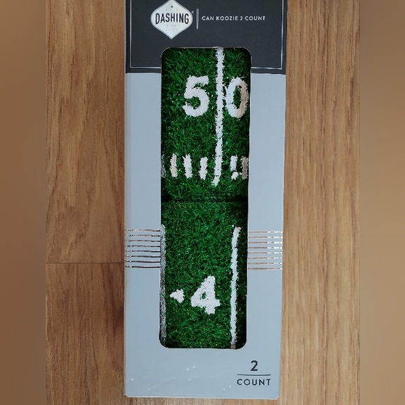 Dashing Astroturf Can Koozie Set of 2 Football Field With Yard Lines New in Box - Picture 1 of 5